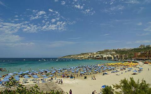 Apartament Cosy 1Br Penthouse With Terrace, Great Location Gzira Zewnętrze zdjęcie